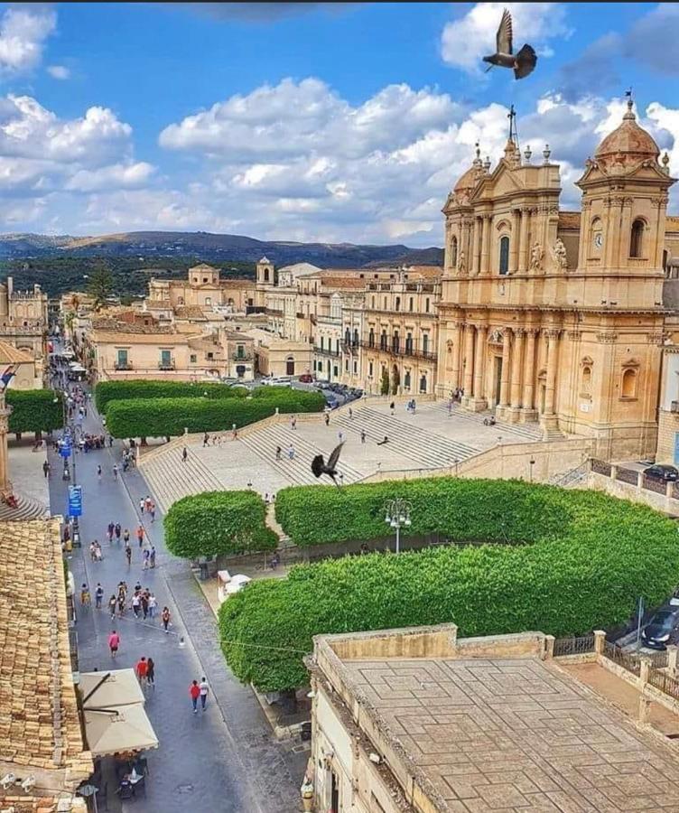 Vila Tannur Del Carmine Noto Exteriér fotografie