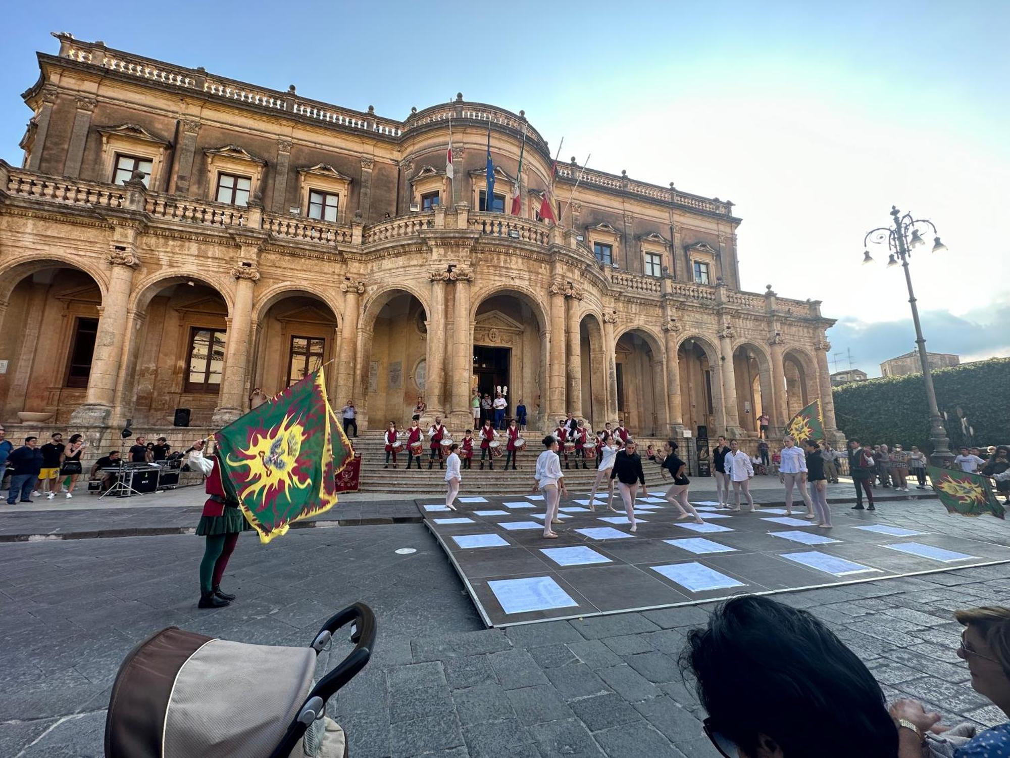 Vila Tannur Del Carmine Noto Exteriér fotografie